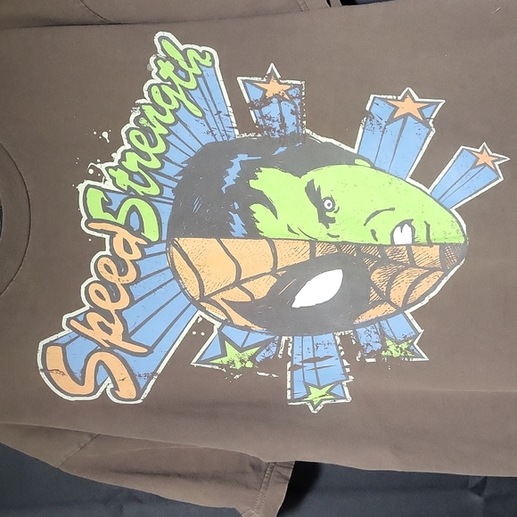 Marvel Spider-Man and Incredible Hulk T Shirt from Disney World. - Picture 2 of 4